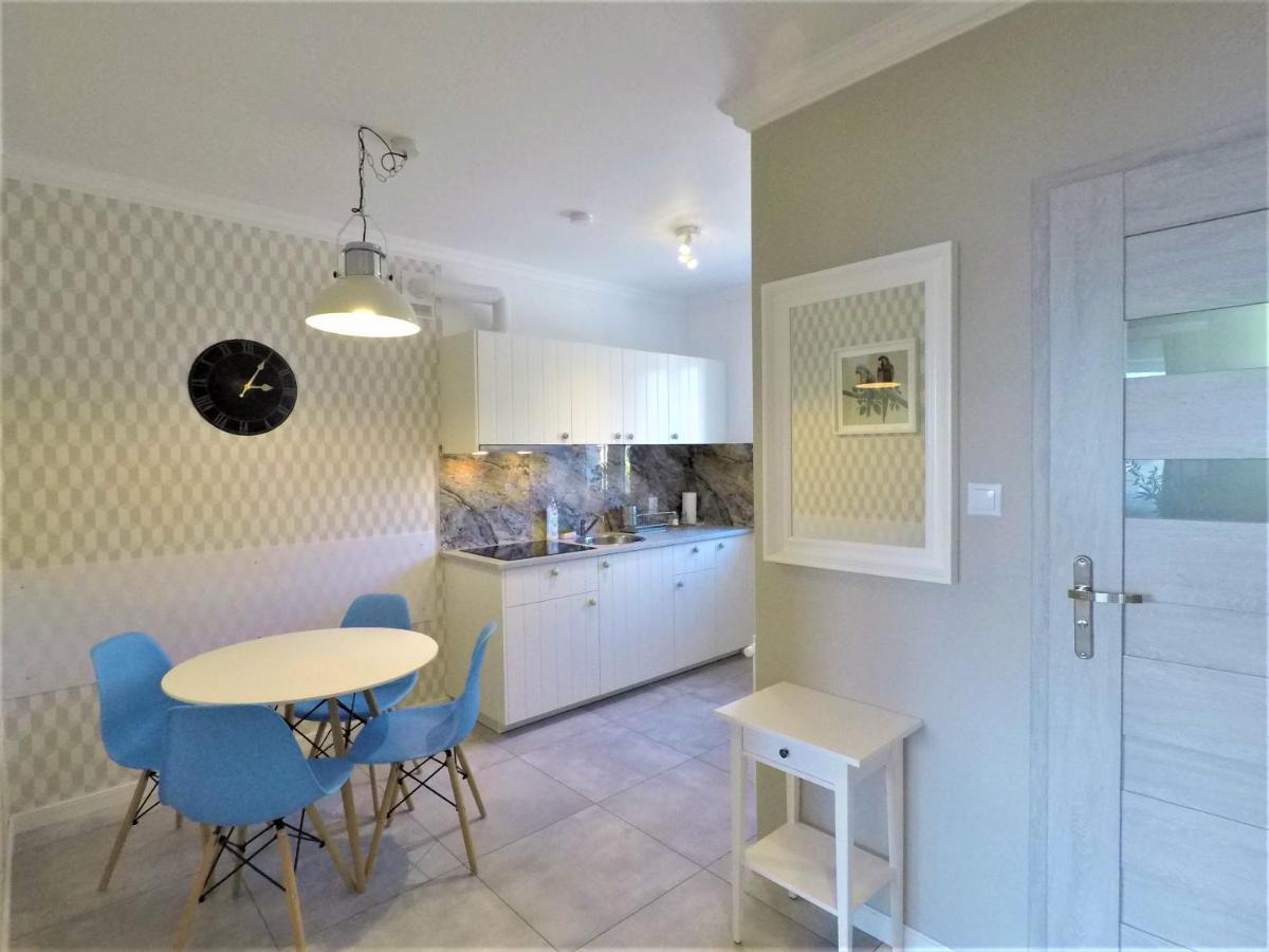 Apartamenty Dobranoc - Wawer 2 바르샤바 외부 사진