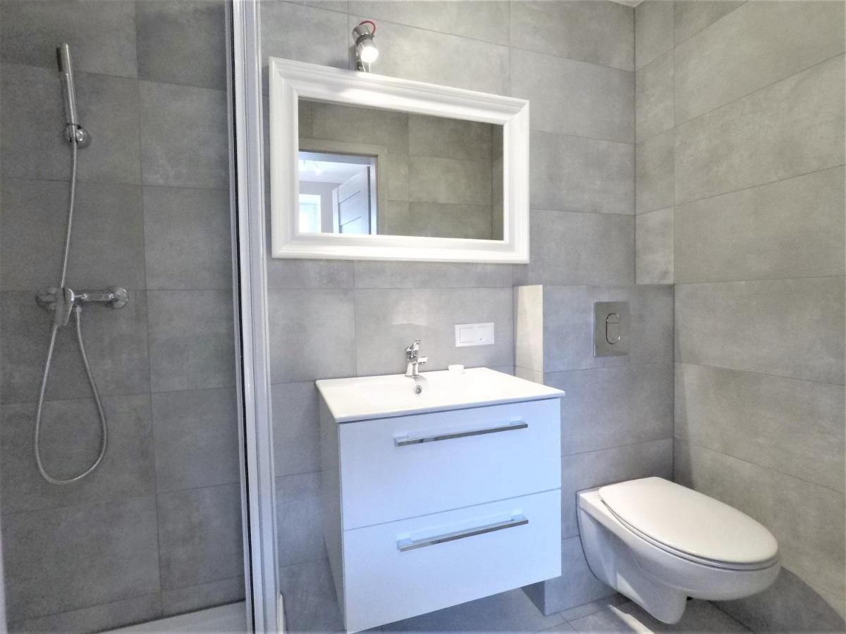 Apartamenty Dobranoc - Wawer 2 바르샤바 외부 사진
